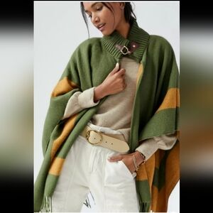 Anthropologie Green And Golden Fringe Cape Poncho Turtleneck Leather Clasp Onesz